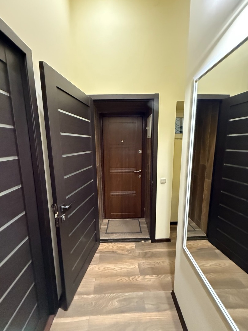 продажа однокомнатной квартиры номер A-173546 в Приморском районе, фото номер 13